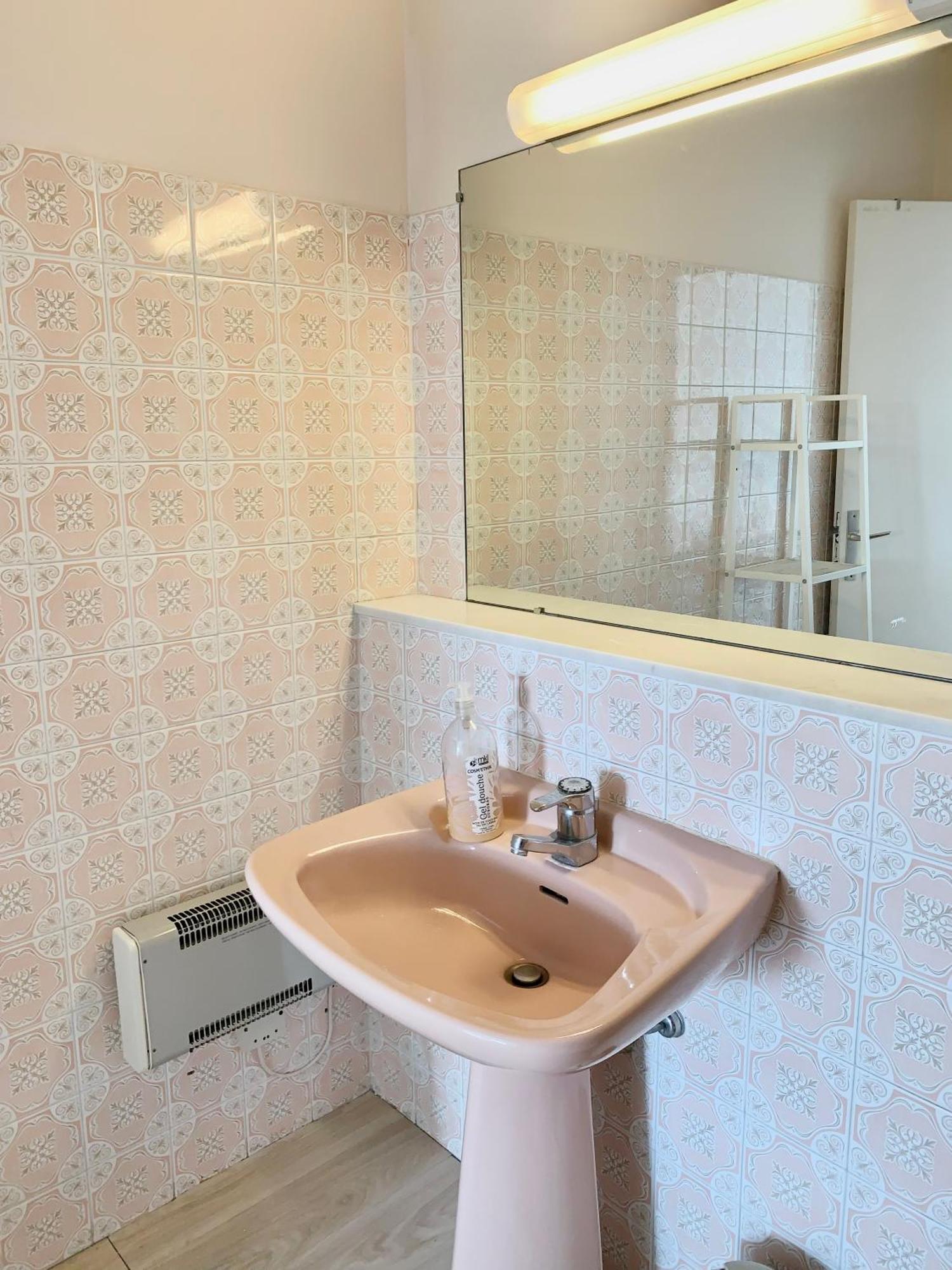 French Riviera Apartment With Swimming Pool And Free Parking Near Monaco Roquebrune-Cap-Martin Kültér fotó